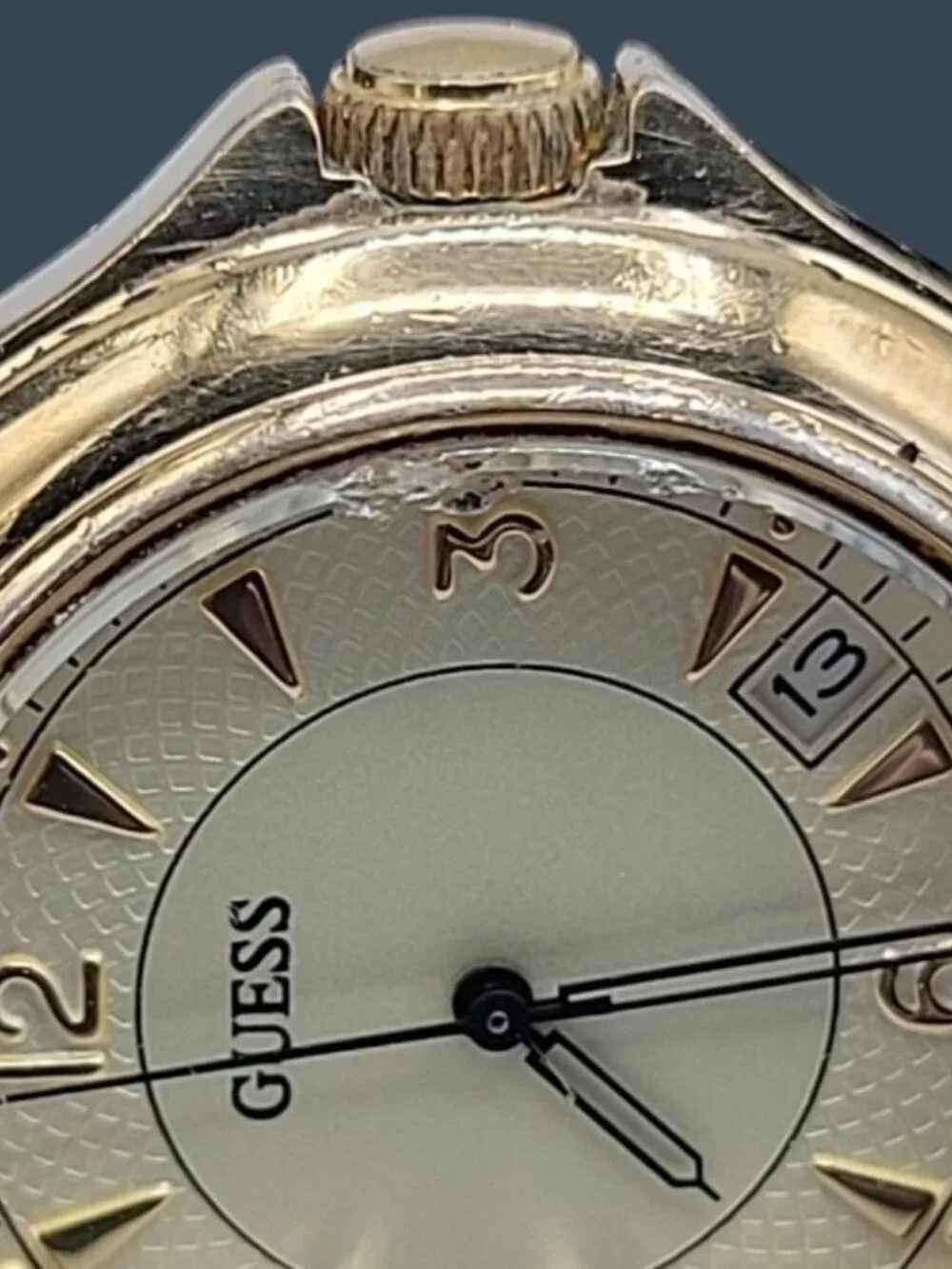 Guess Mens Quartz Watch 1997 31mm 8